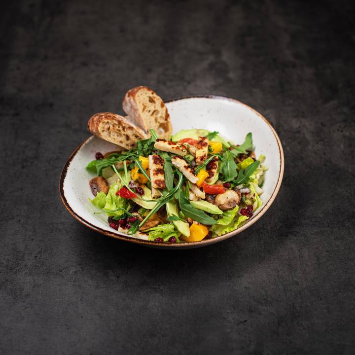 Salade halloumi et avocat